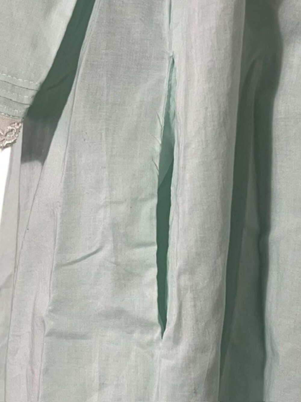 EILEEN WEST Light Mint Green Nightgown With Robe Set Size S NWOT - Picture 9 of 16